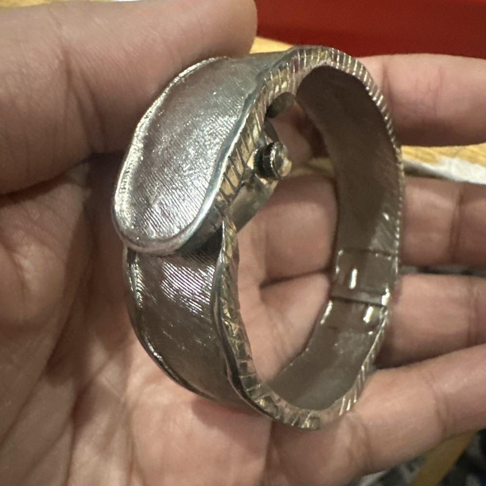 VTG Desire Swiss Peekaboo Silver Cuff Bangle Watch Manual Wind 17mm Rare